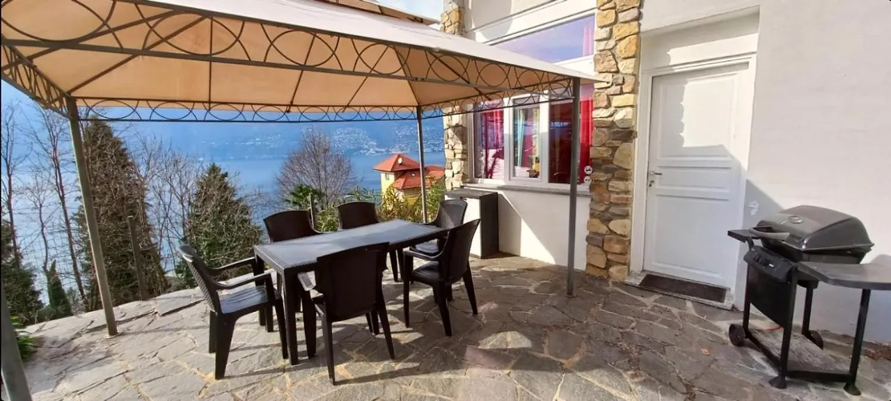 Villa Casa Le Palme à Pino Lago Maggiore